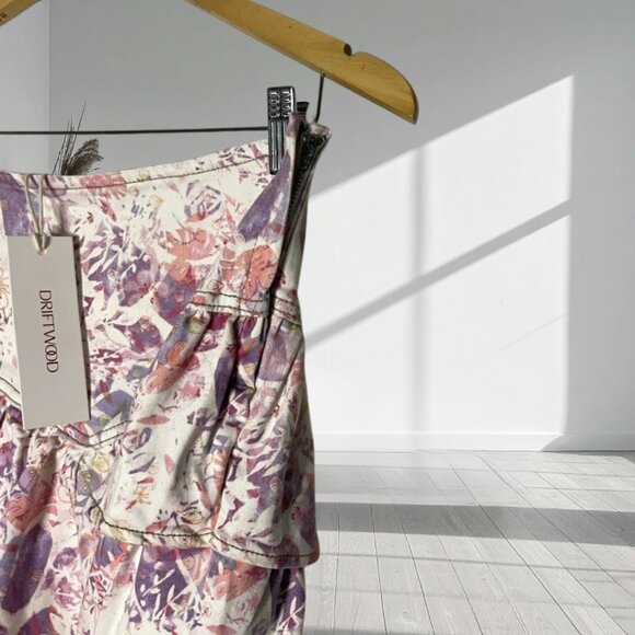 DRIFTWOOD NWT Floral Print Tiered Ruffle Denim Mini Skirt Medium M Side Zip - Picture 9 of 14